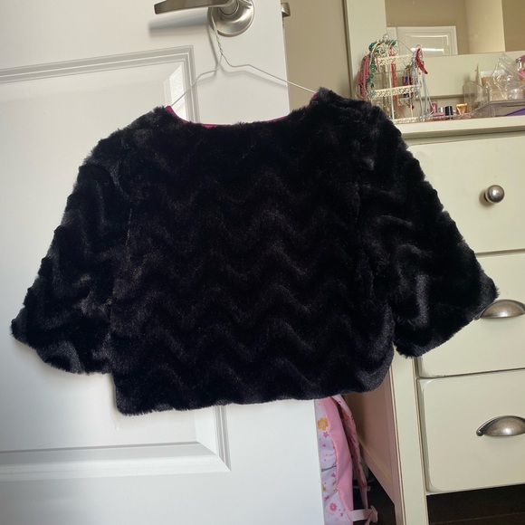 Girls formal coat - Picture 3 of 3